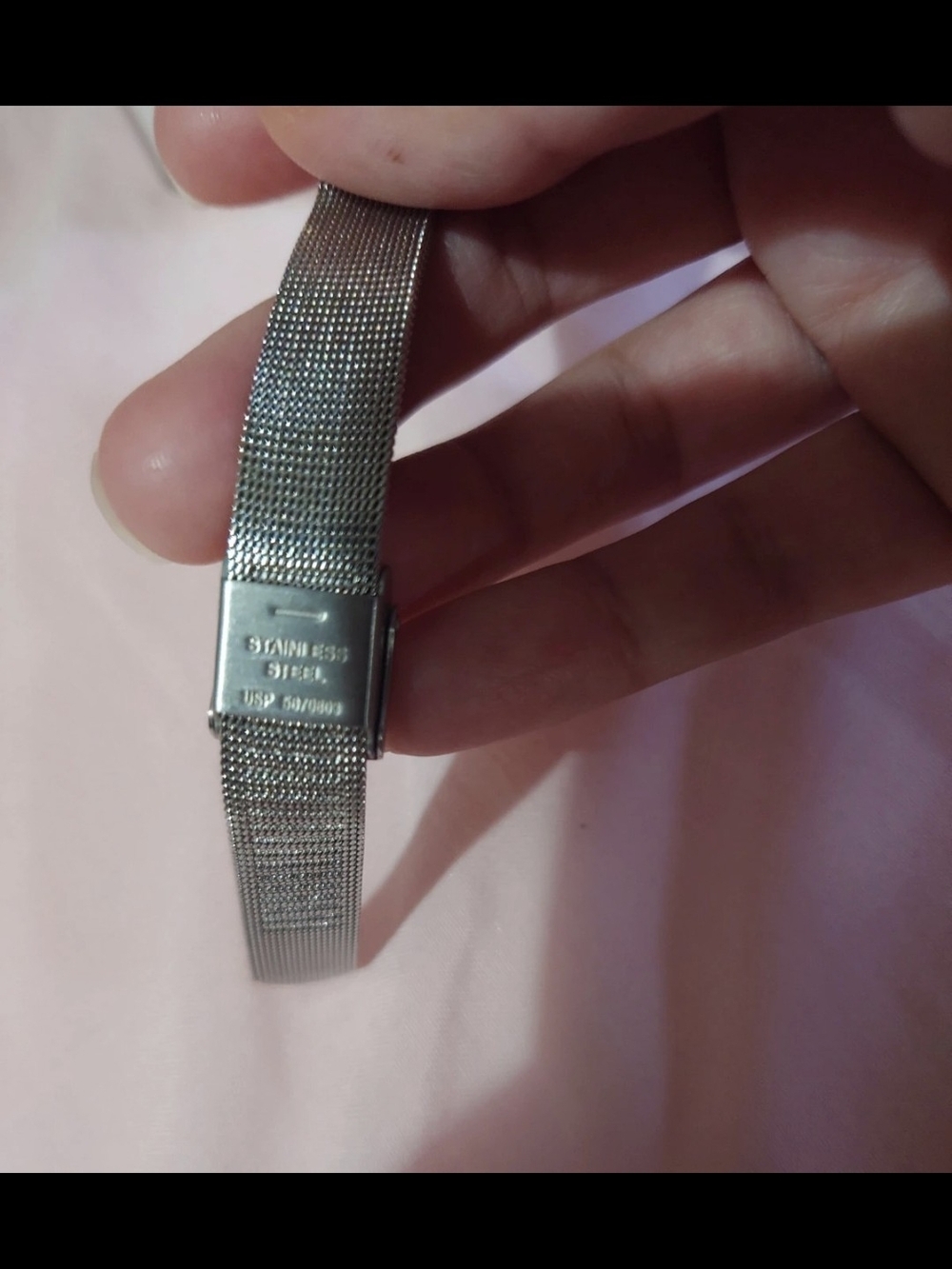 Skagen Women Two-Tone Water Resistant,Mineral Crystal,Stainless Steel,Mesh Watch - Picture 4 of 7